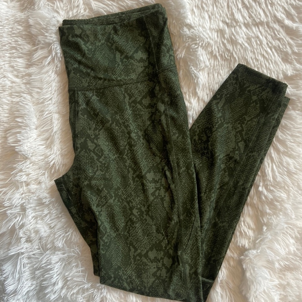 All in motion leggings